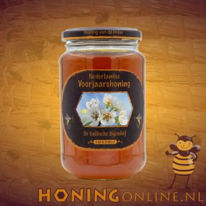 Voorjaarshoning of fruithoning is pure honing die bijen maken van fruitbloesem. Online bestellen