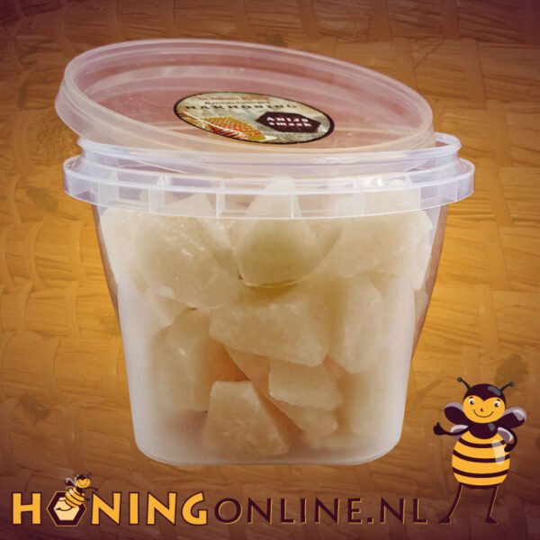 Anijs hakhoning van in kunststof bakje zoals je hannies Hakhoning kopen kan op de markt.